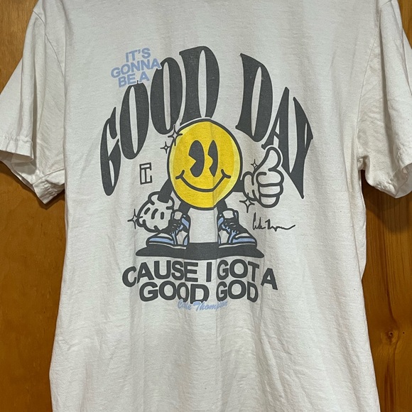 Comfort Colors Tops - Comfort Colors White Graphic Tee with Smiley Design